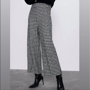 Zara Black & White Houndstooth Wide Leg Pants